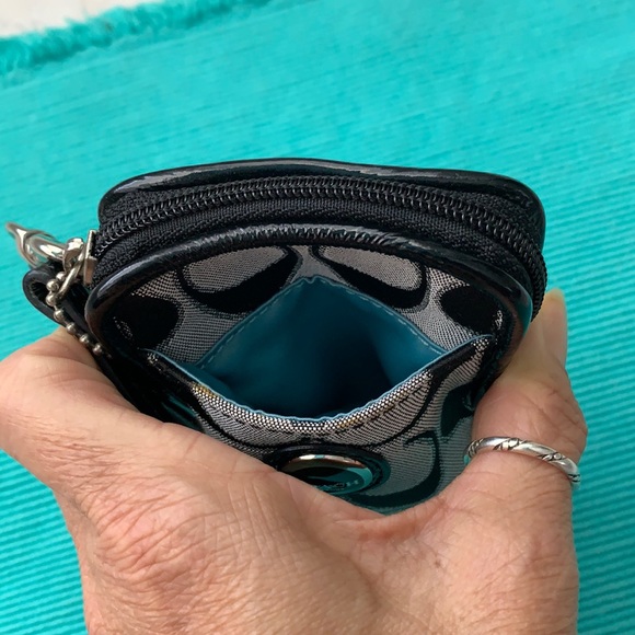 NWOT Coach Black Signature Jacquard Small Zip Top Card Holder Wristlet - Picture 3 of 7